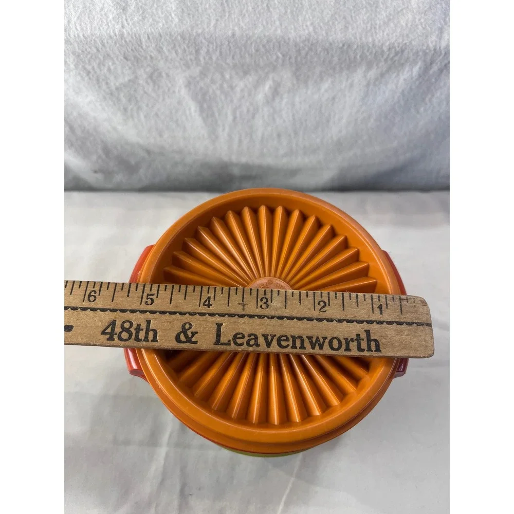 Vintage Tupperware Servalier Bowls Set of 2 Orange Green Sunburst Lids 1323